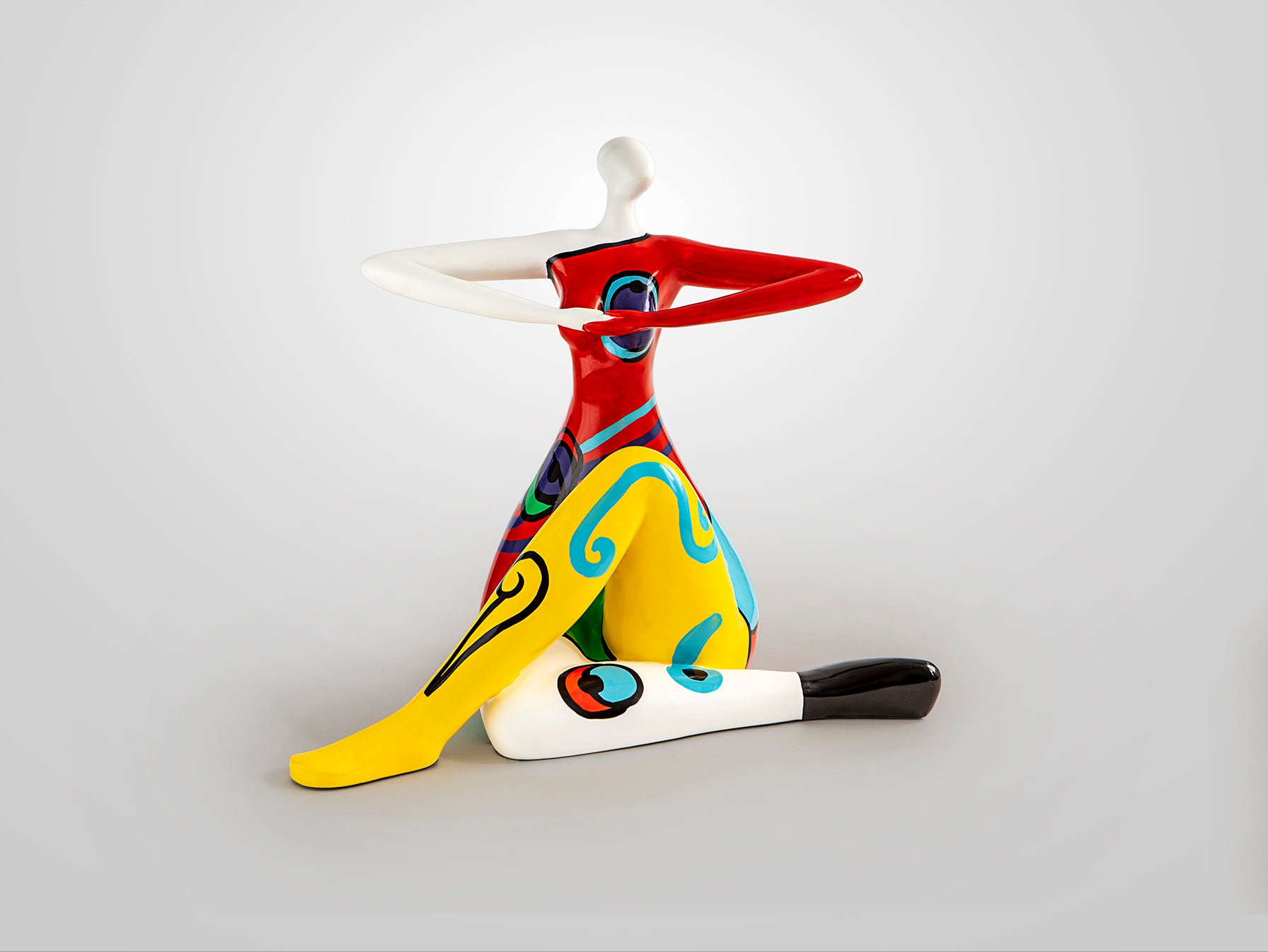 Figura decorativa Femme mediana multicolor de resina estilo Pop Art | Schuller 326191 para decoración moderna del hogar, ideal para salón.