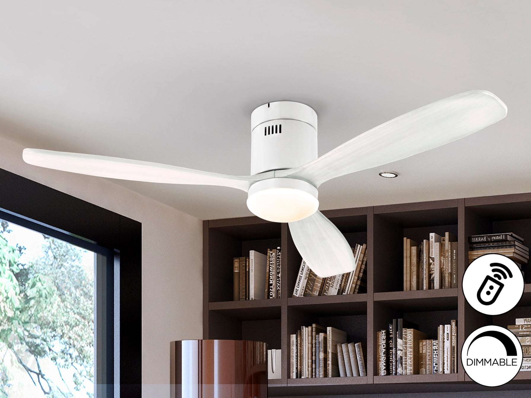 Ventilador de techo Siroco D132 Dim blanco Schuller con aspas de madera y luz LED, 132cm, dimable, 6 velocidades, ideal para iluminación y confort en el hogar. Modelo 329583D.