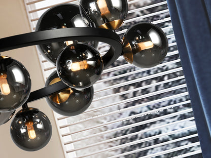 Lámpara de techo Astros negro y gris de Schuller para comedor o salón, con diseño moderno en metal, cristal gris espejado. Modelo 329613.