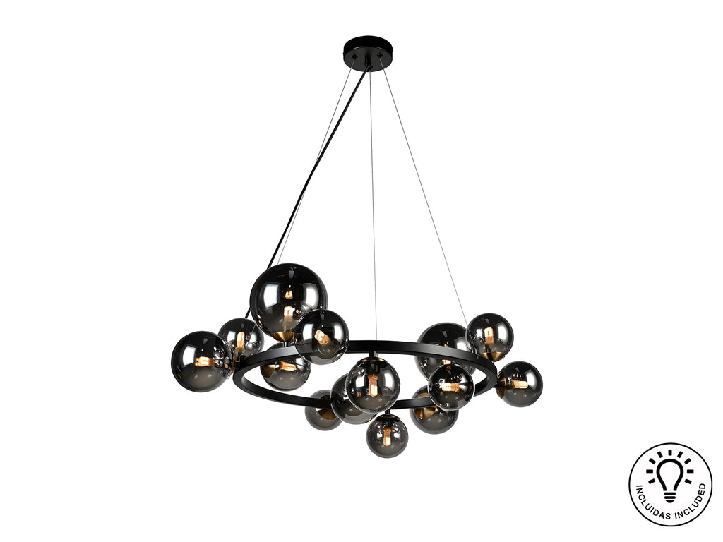 Lámpara de techo Astros negro y gris de Schuller en comedor moderno con cristal espejado.