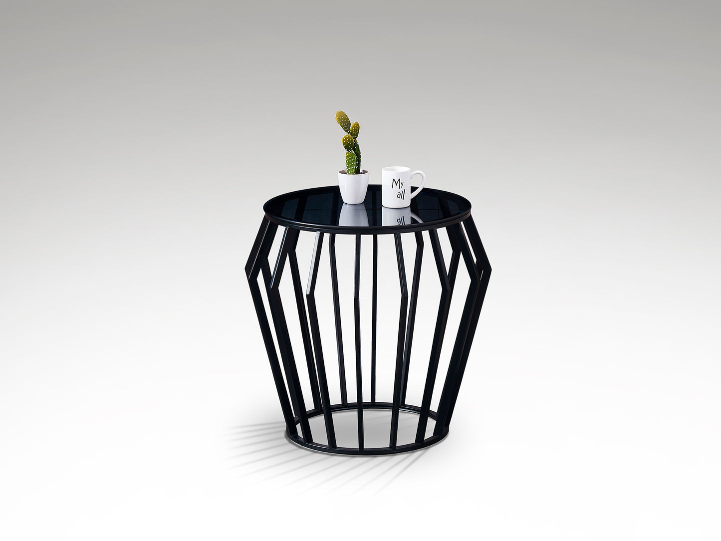 Velador Ciros Negro Mate Cristal Smoke Schuller, diseño moderno con metal y cristal smoke, ideal para mesa auxiliar en salón.