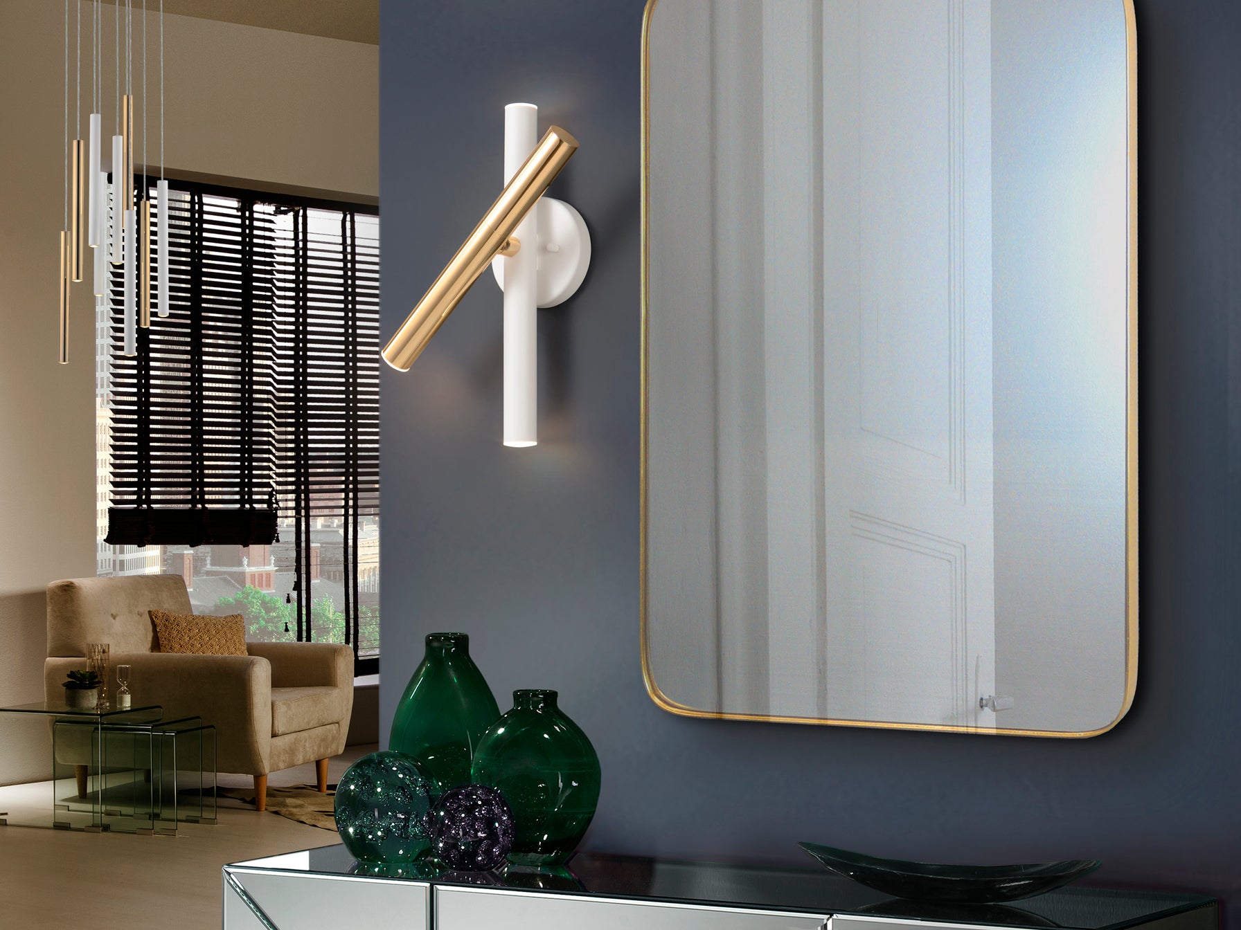 ```
Aplique de pared Varas oro y blanco de Schuller, con LED integrado y diseño moderno, ideal para salones.
```