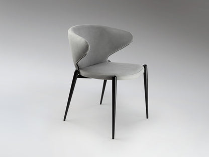 Silla ALIZE Gris Claro Schuller - Diseño industrial moderno con estructura de metal negro y asiento textil gris claro, ideal para comedor.