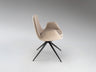 Silla giratoria Zuna beis y negro de Schuller en comedor moderno con estructura de metal, ideal para oficina (modelo 408943).