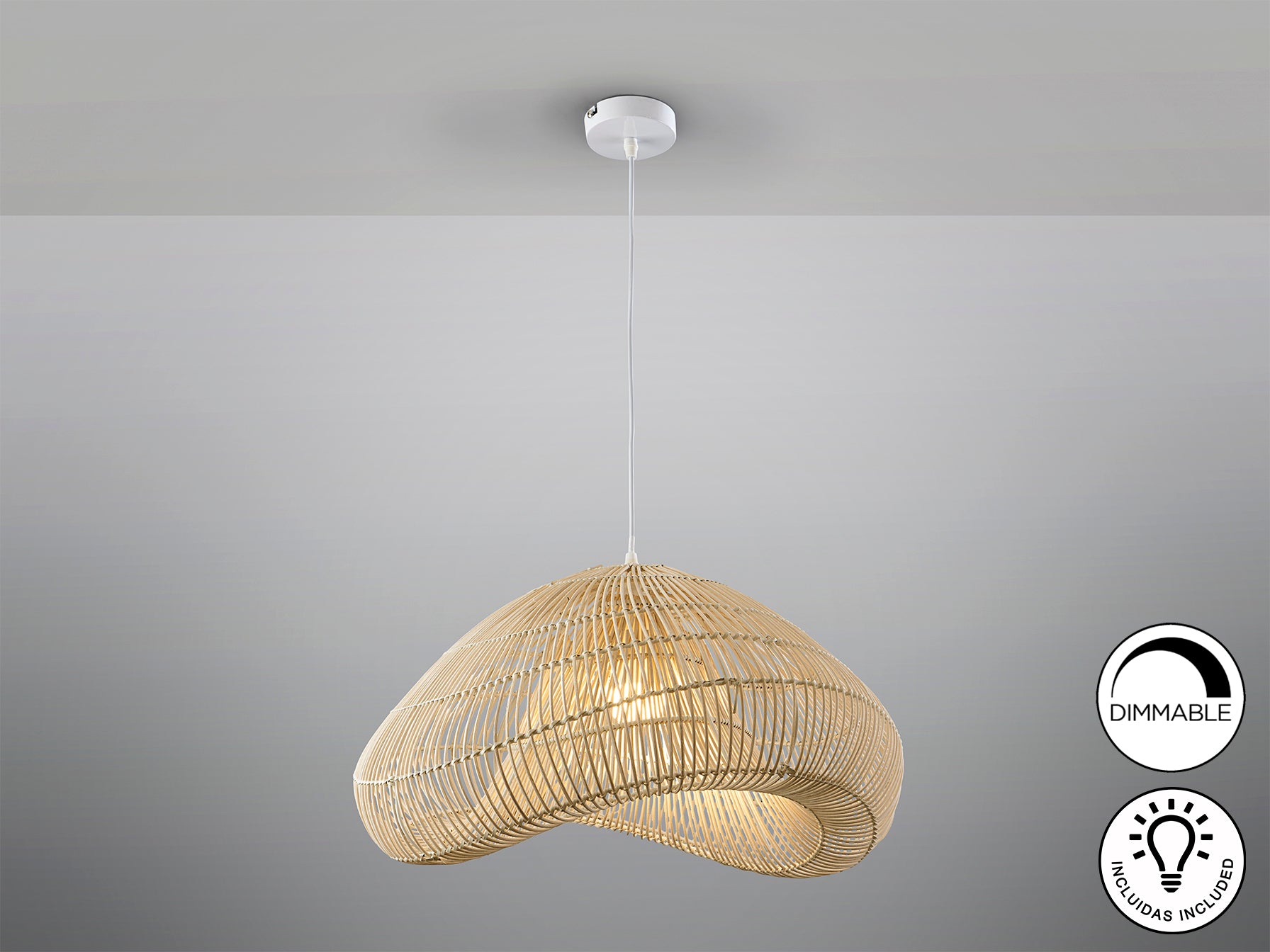 Lámpara colgante Sabah blanco y ratán natural de estilo bohemio y nórdico, ideal para comedor o salón. Marca Schuller.