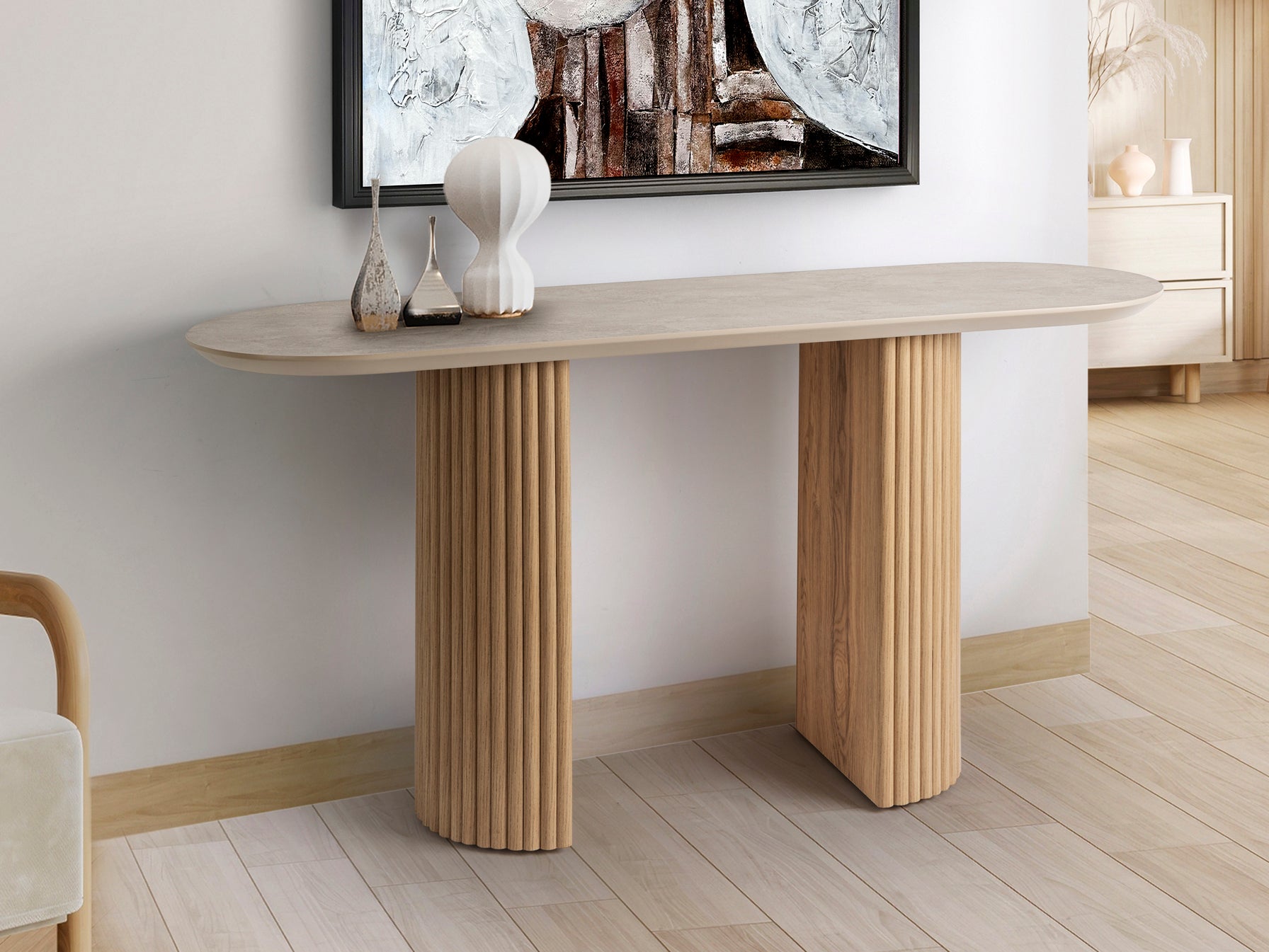 Consola IRATI de madera y piedra en recibidor moderno. Mueble auxiliar Schuller, estilo rústico moderno.