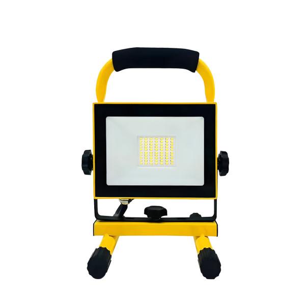 Proyector LED Coyote 50W Negro Amarillo Fabrilamp 4000lm IP65 para exterior y bricolaje.