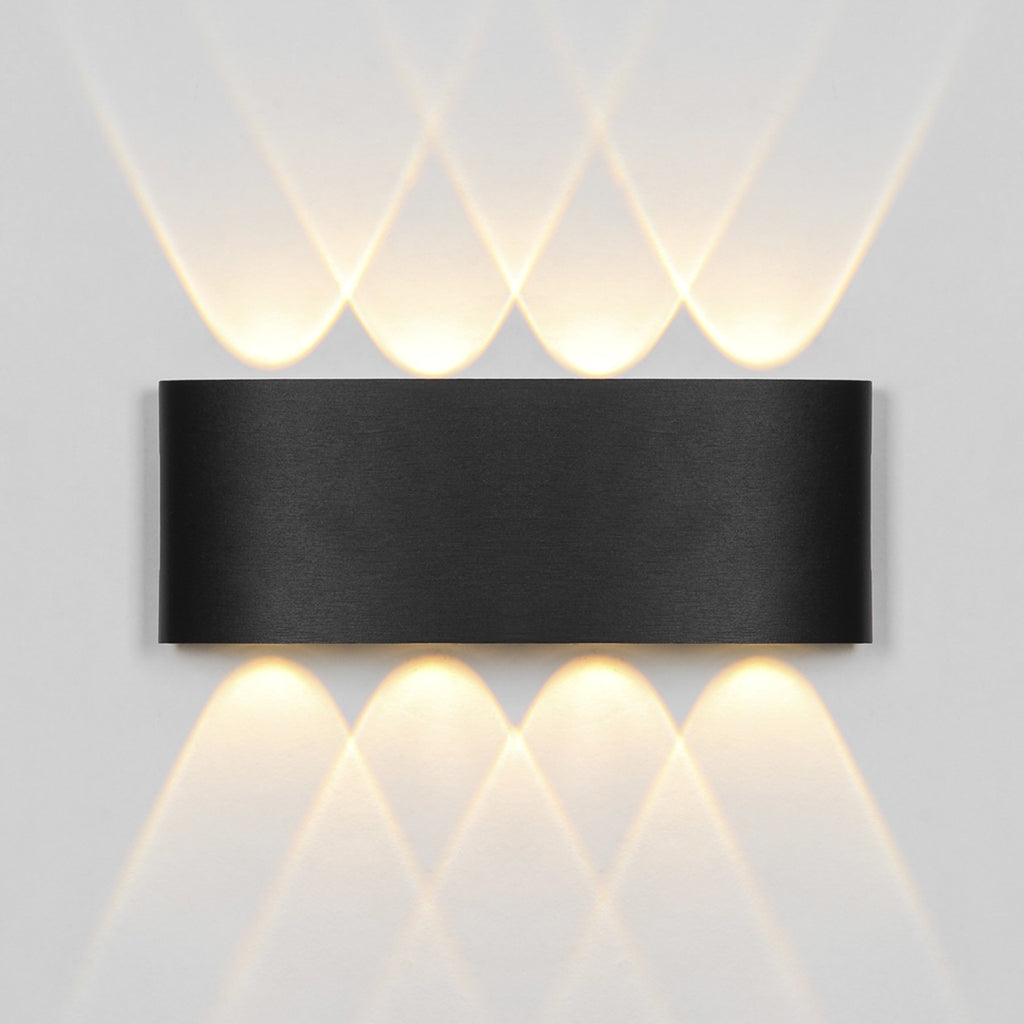 Detalle de fijación del aplique exterior LED King negro