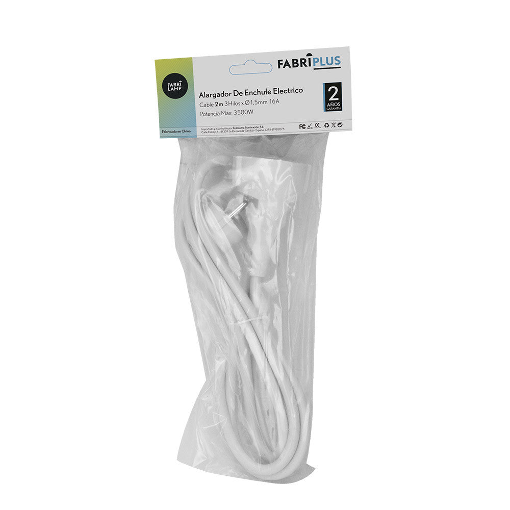 Alargador eléctrico fabricado en polipropileno y cobre, color blanco, 2 metros