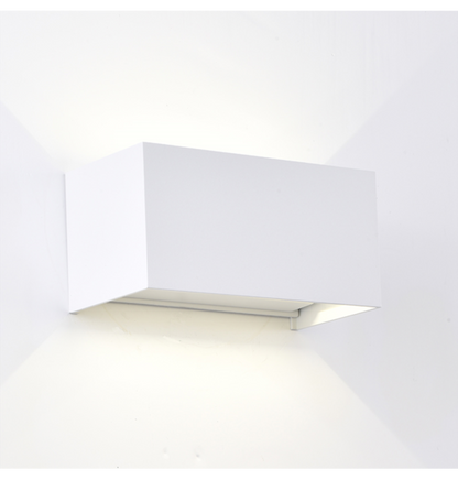 IP65 LED Wall Light, 200 x 100 x 100 mm, White, Muñoz e Hijos | 005216