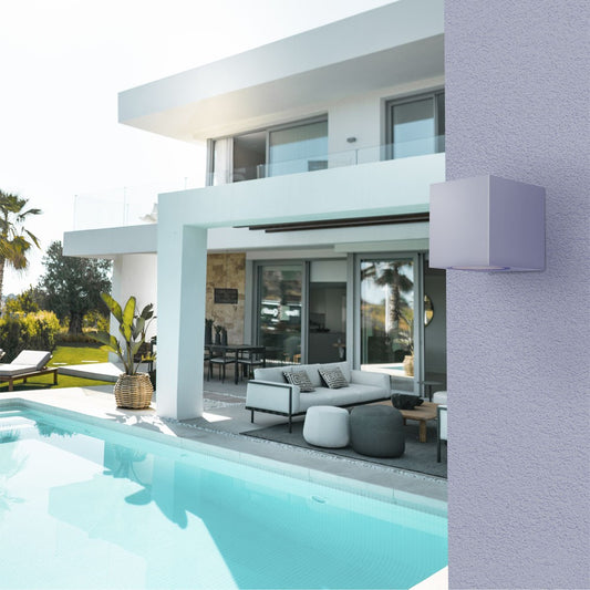 Aplique Confo Evo fabricado en Aluminio color Blanco