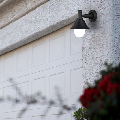 Aplique de pared Mentol con protección IP44, resistente al agua y polvo