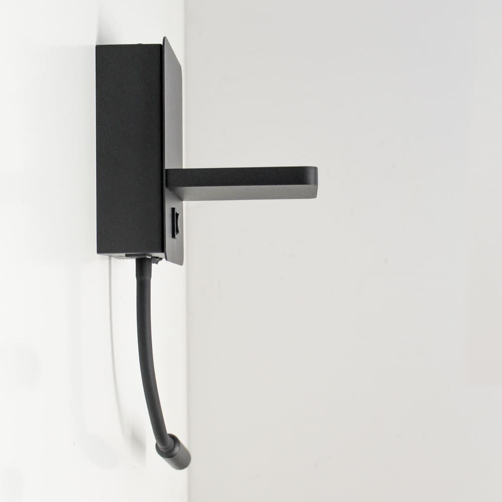 Lámpara de pared moderna ideal para dormitorio