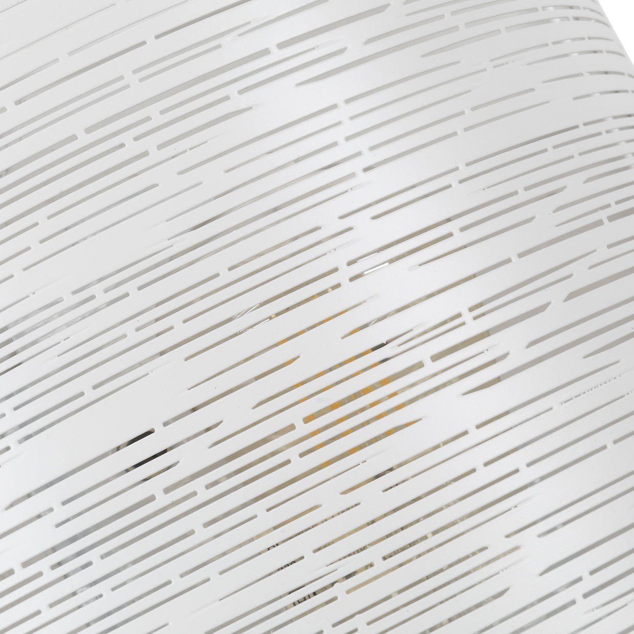 Aplique Taylor Blanco AJP/Alemar (Ref. 10906): Medidas detalladas. Iluminación moderna y eficiente para tu hogar.  Envío rápido y 2 años de garantía. LuzGuru.com
