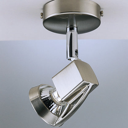 Foco fabricado en Acero y zamak color Niquel, ideal para iluminar tu salón