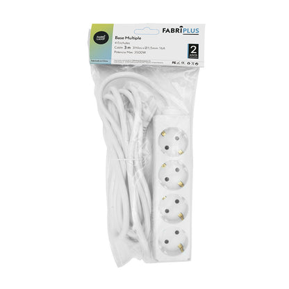 Base múltiple fabricada en polipropileno y cobre, color blanco, cable 3m