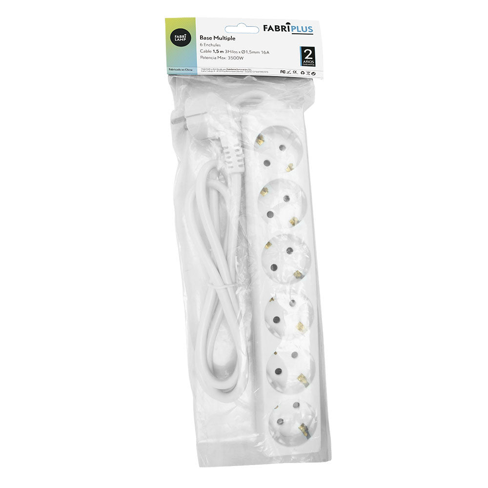 Alargadera fabricada en Polipropileno color Blanco con cable de cobre