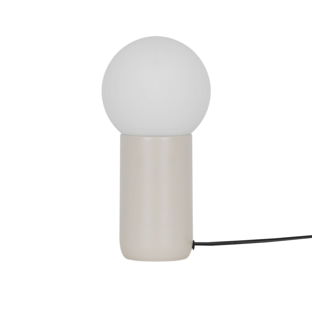 Detalle de la base y tulipa opal de la lámpara de sobremesa Mint Tierra ALEMAR