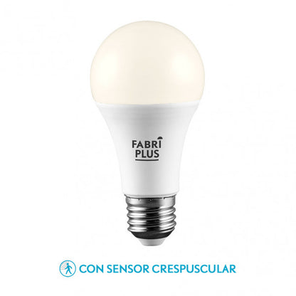 Bombilla LED 11W 4000K Sensor Crepuscular Fabriplus Standar E27 990lm - Vista frontal