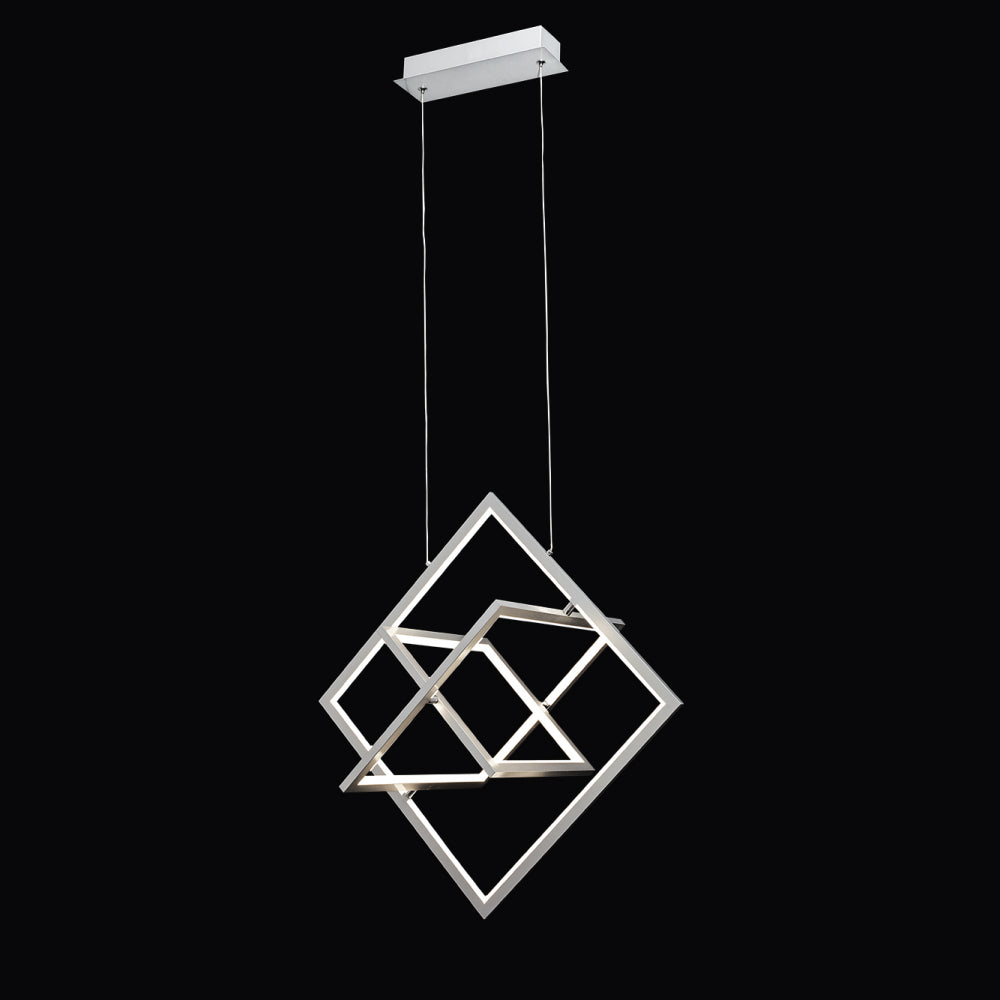 Lámpara Lexie fabricada en metal color cromo, ideal para iluminar tu hogar