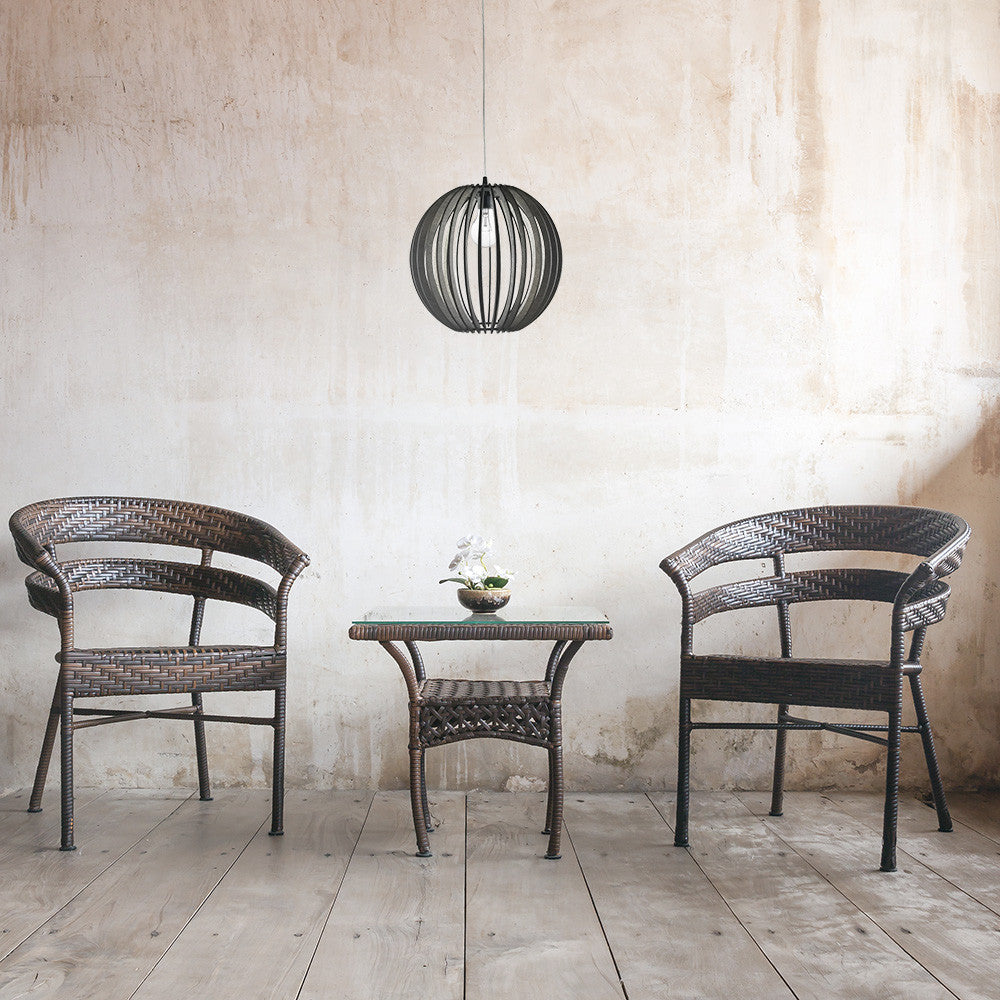 Lámpara colgante Bubinga fabricada en madera color café, ideal para estilo rústico