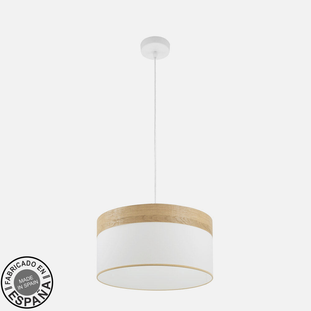 Lámpara Cloe fabricada en metal y textil color blanco y madera clara