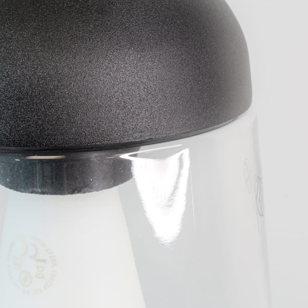 Farol Nera fabricado en Aluminio y cristal color Negro