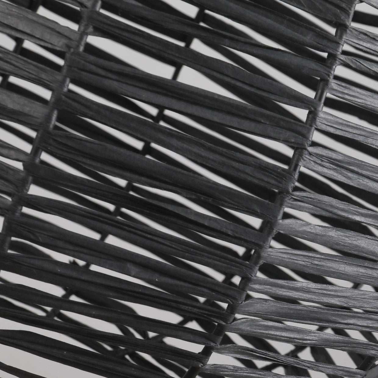 Colgante OPRA marrón AJP/Alemar (Ref. 11033): Descubre sus dimensiones y crea un ambiente cálido y acogedor en tu salón o dormitorio.  LuzGuru.
