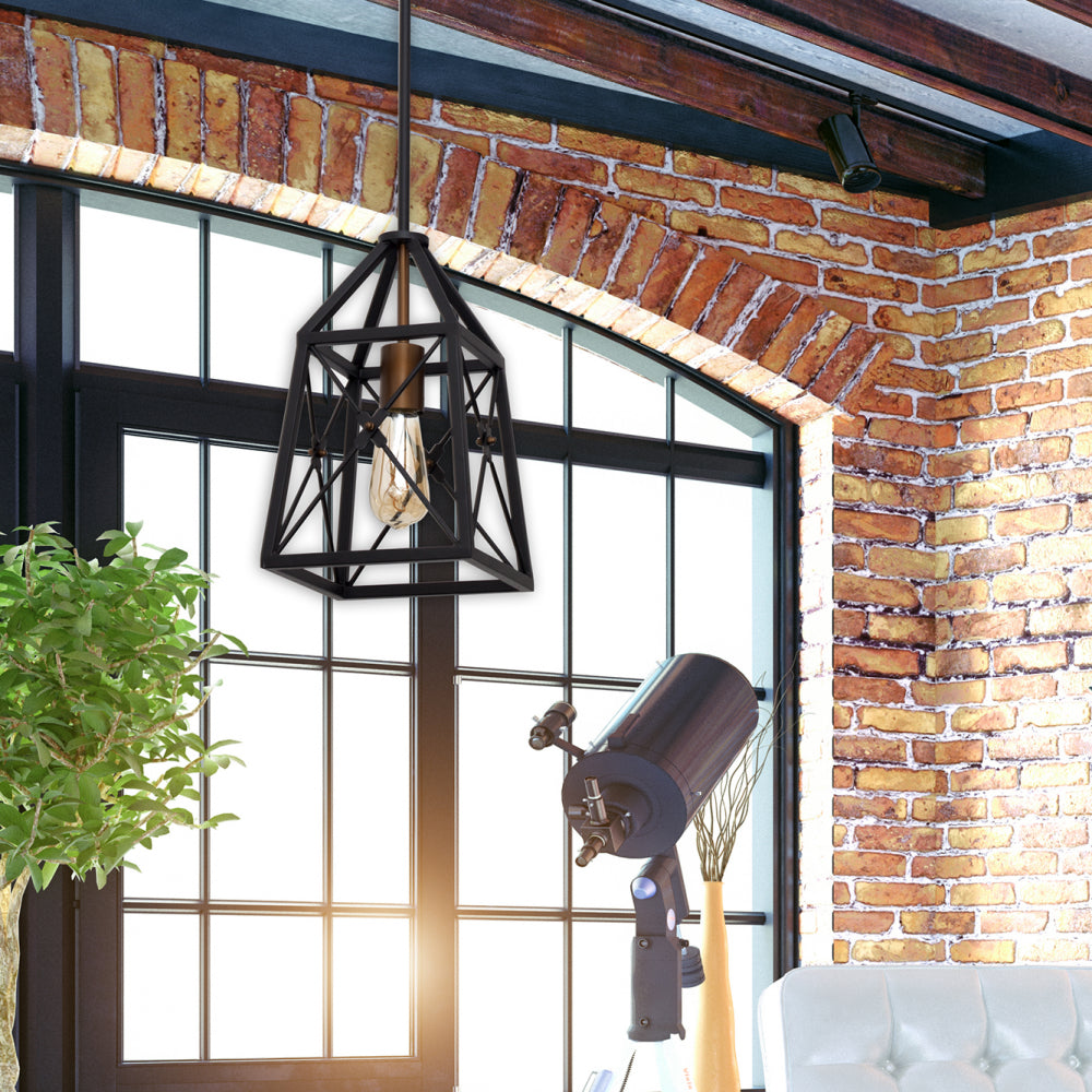 Lámpara colgante con calados geométricos ideal para interiores