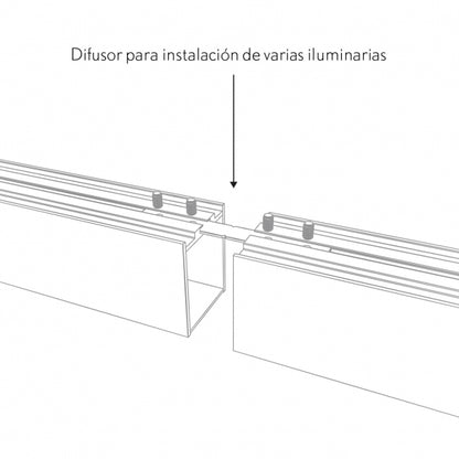 Vista detallada del difusor Line X 4,5x300 cm de Fabrilamp, material policarbonato.