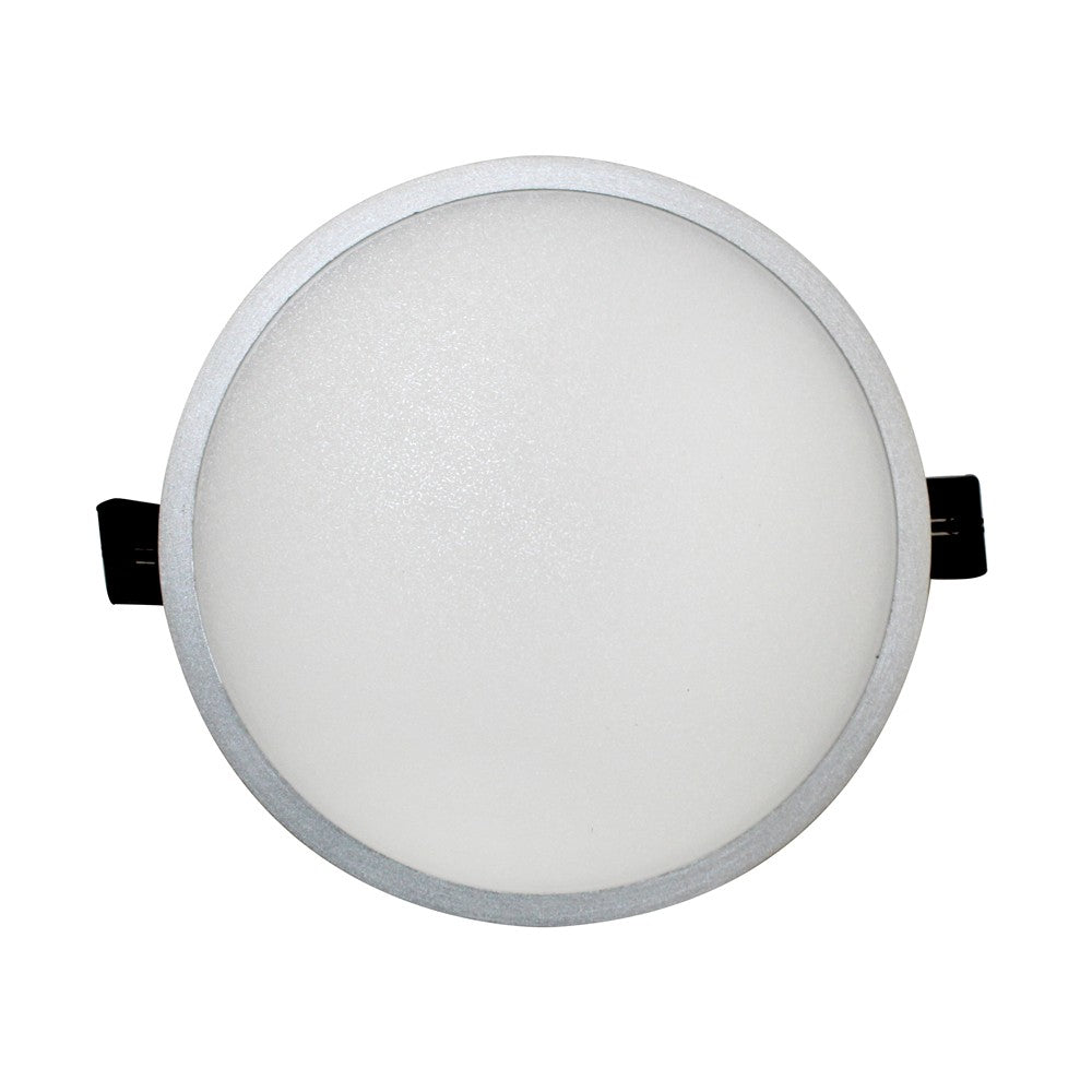 Downlight Kaju fabricado en aluminio color gris, ideal para interiores