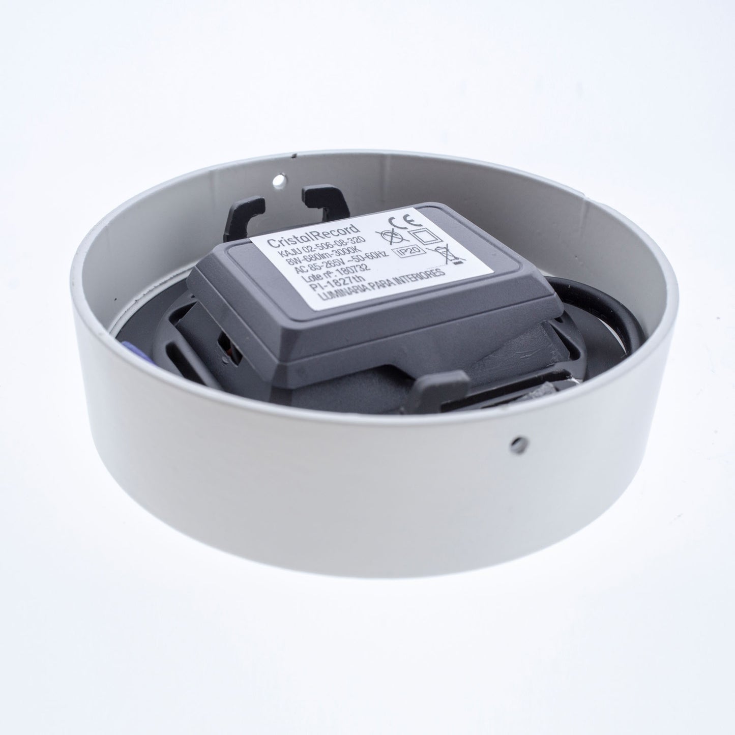 Downlight LED con 680 lúmenes, luz cálida