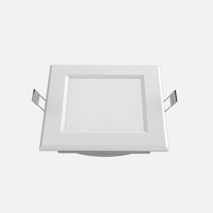 Downlight Intego fabricado en metal color blanco con luz blanca natural 4000K