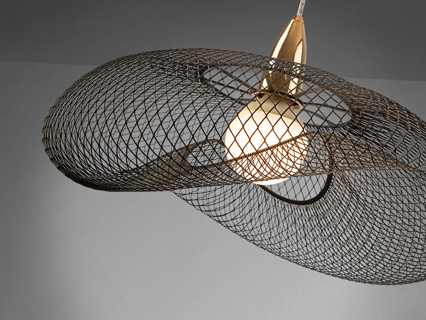 Lámpara de Metal Oro y Negro - Schuller Forma - luzguru.com