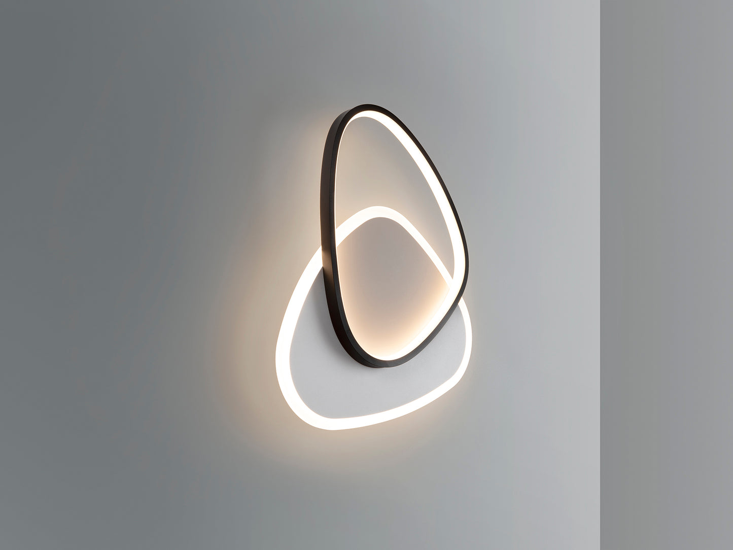 Plafón Aplique Moderno Schuller Romo - Blanco y Negro | luzguru.com