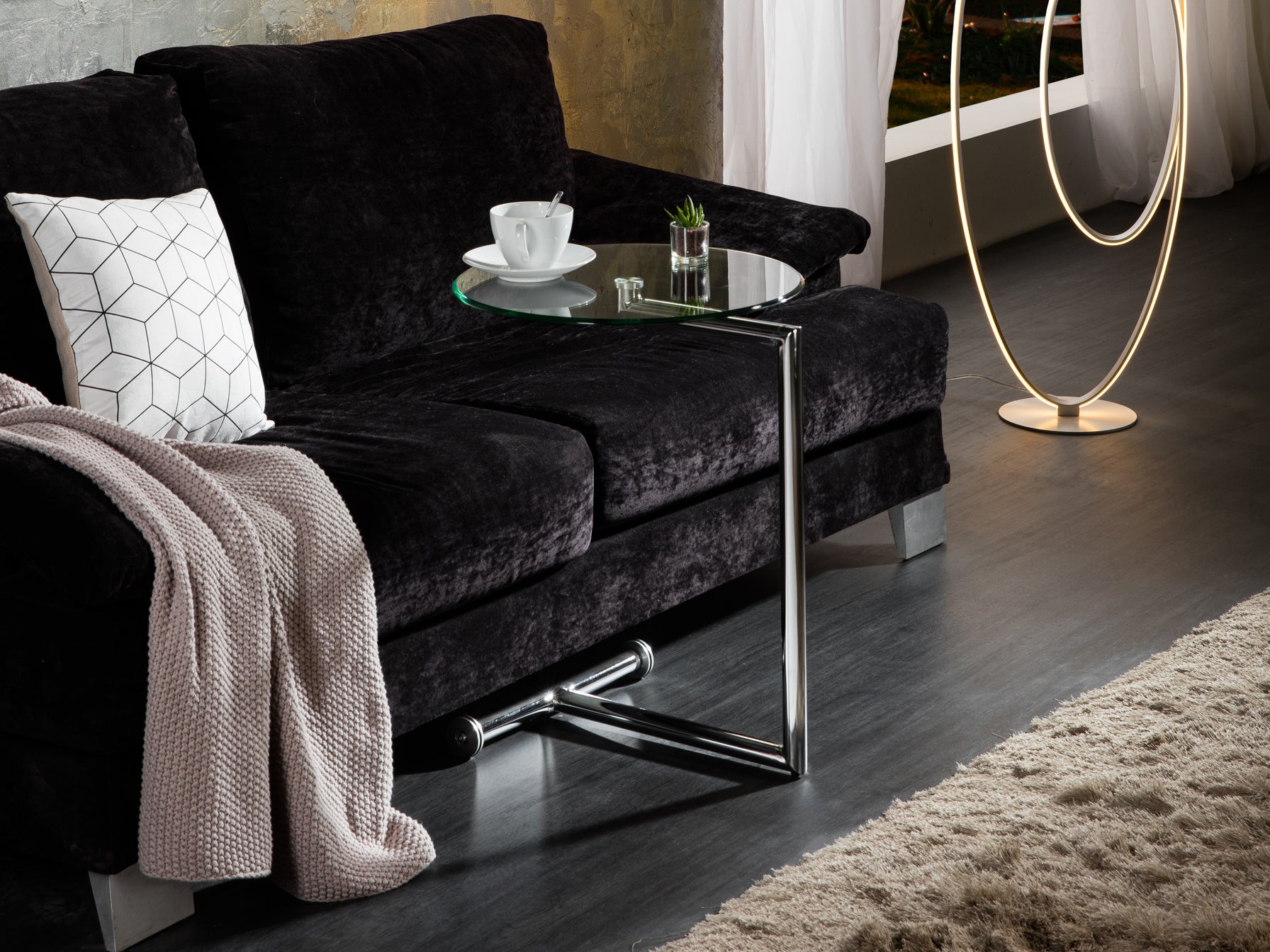 Mesa Auxiliar Redonda Schuller - Diseño Moderno y Elegante | luzguru.com