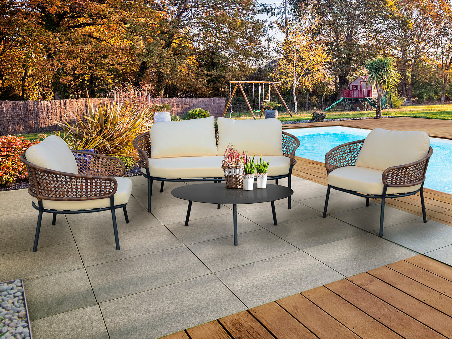 Salón Exterior Schuller Barlac - Diseño Resistente y Elegante | luzguru.com