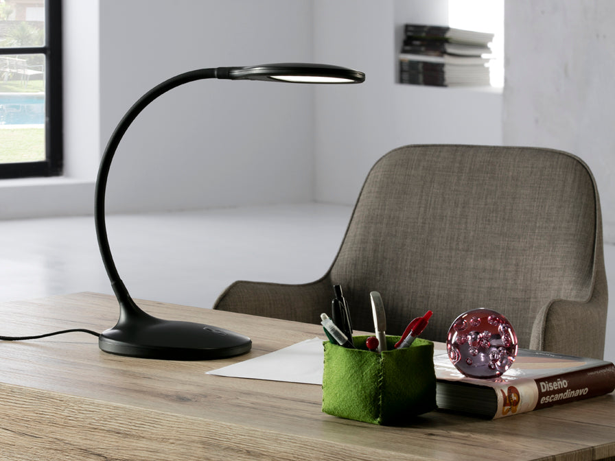 Lámpara Sobremesa LED Negra Schuller Scoop - Iluminación Moderna | luzguru.com