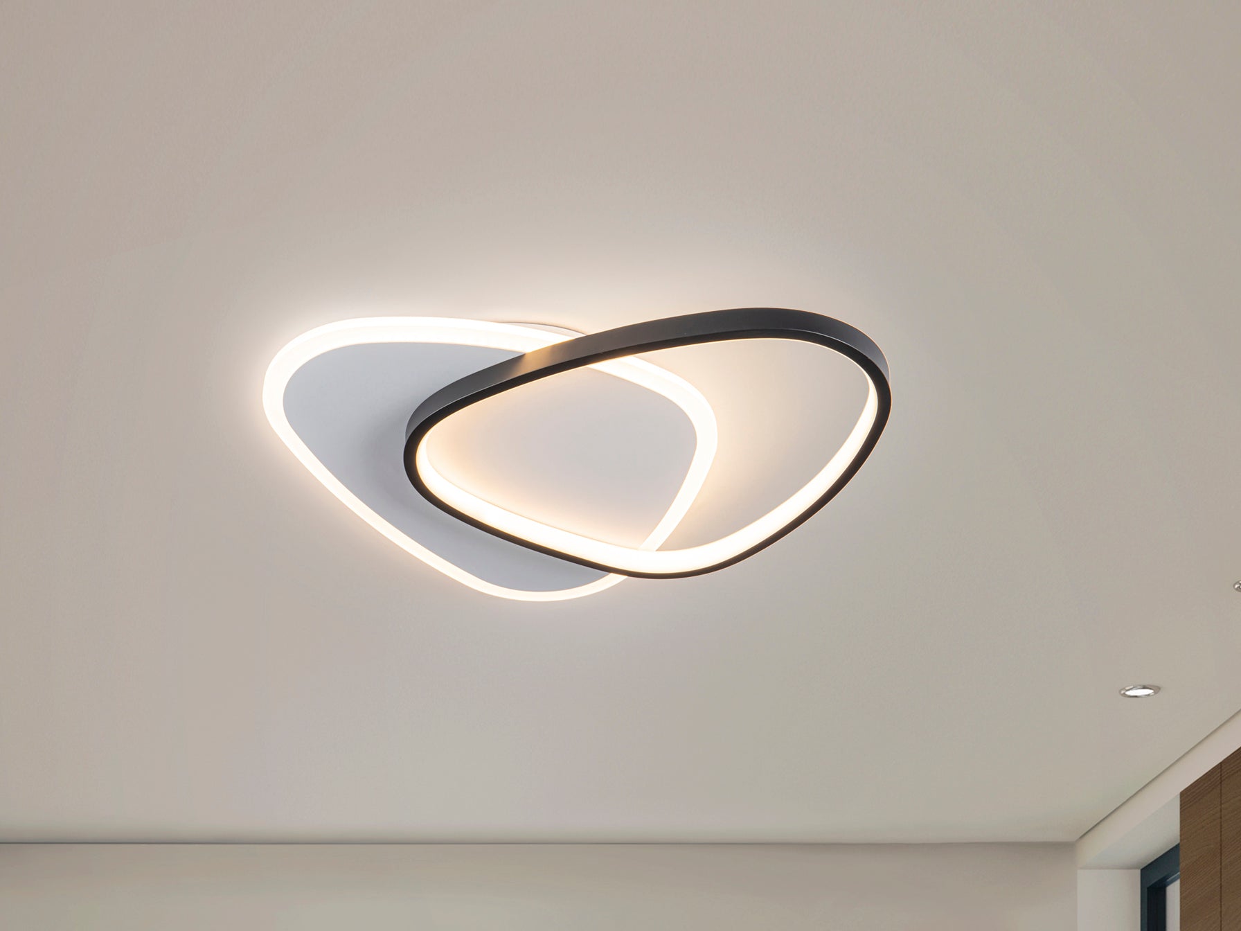 Plafón Aplique Moderno Schuller Romo - Blanco y Negro | luzguru.com