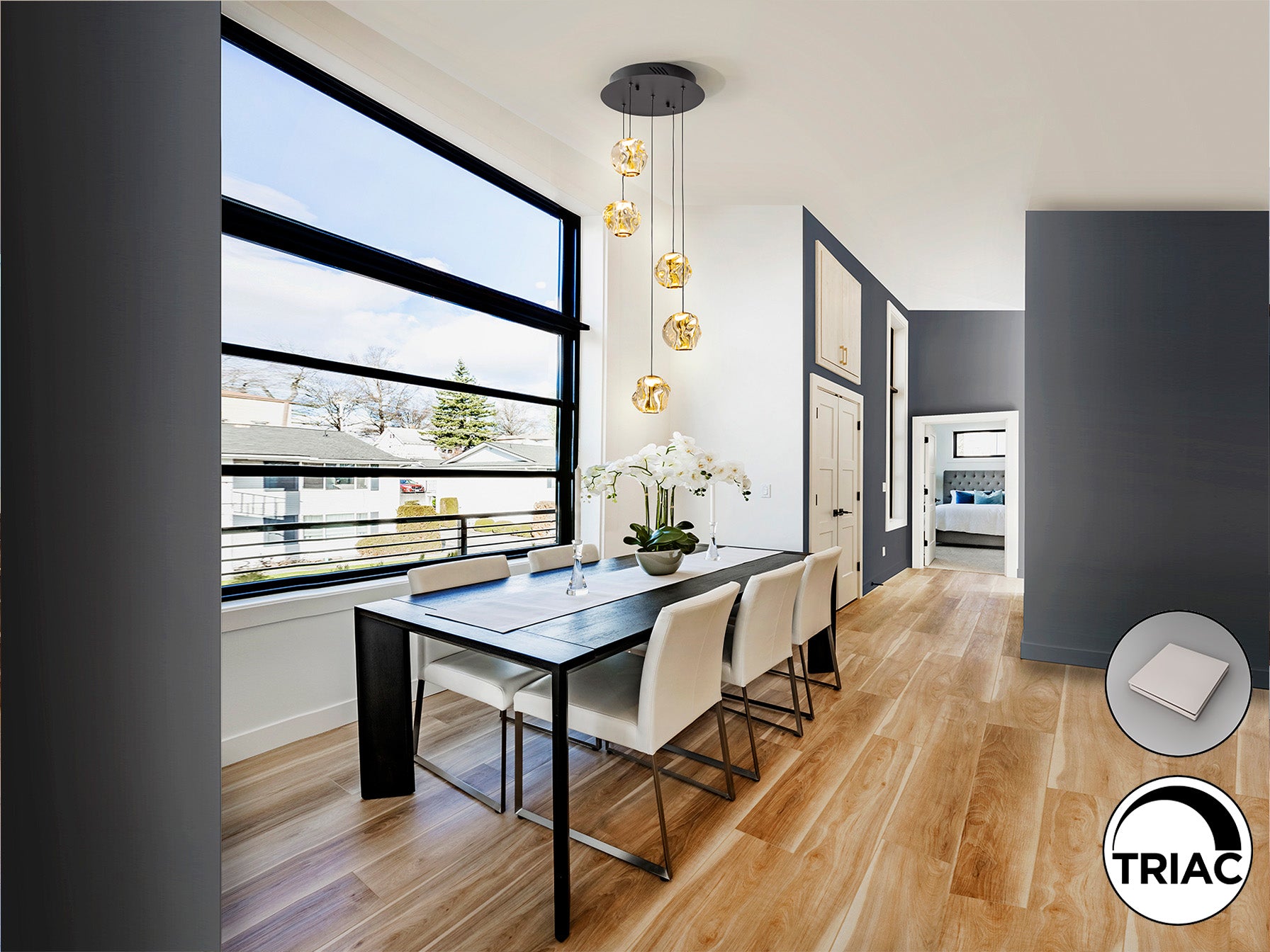 Lámpara Zaria 5 luces Schuller 501989 - Detalle de la elegante combinación negro mate y bronce con tulipa de acrílico ámbar. Iluminación LED 21W, 1304 lm, 3000K.  Incluye driver TRIAC y sistema de regulación. LuzGurú.
