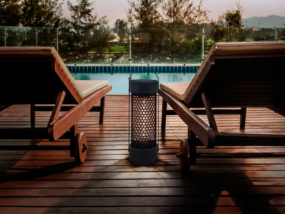 Estufa Farol Exterior Negra 1200W - Schuller - Calidad Premium | luzguru.com