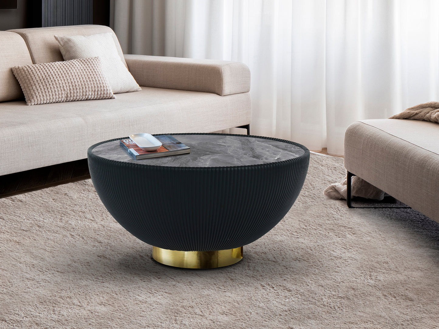 Mesa Centro Negra y Latón Schuller - Diseño Moderno | luzguru.com