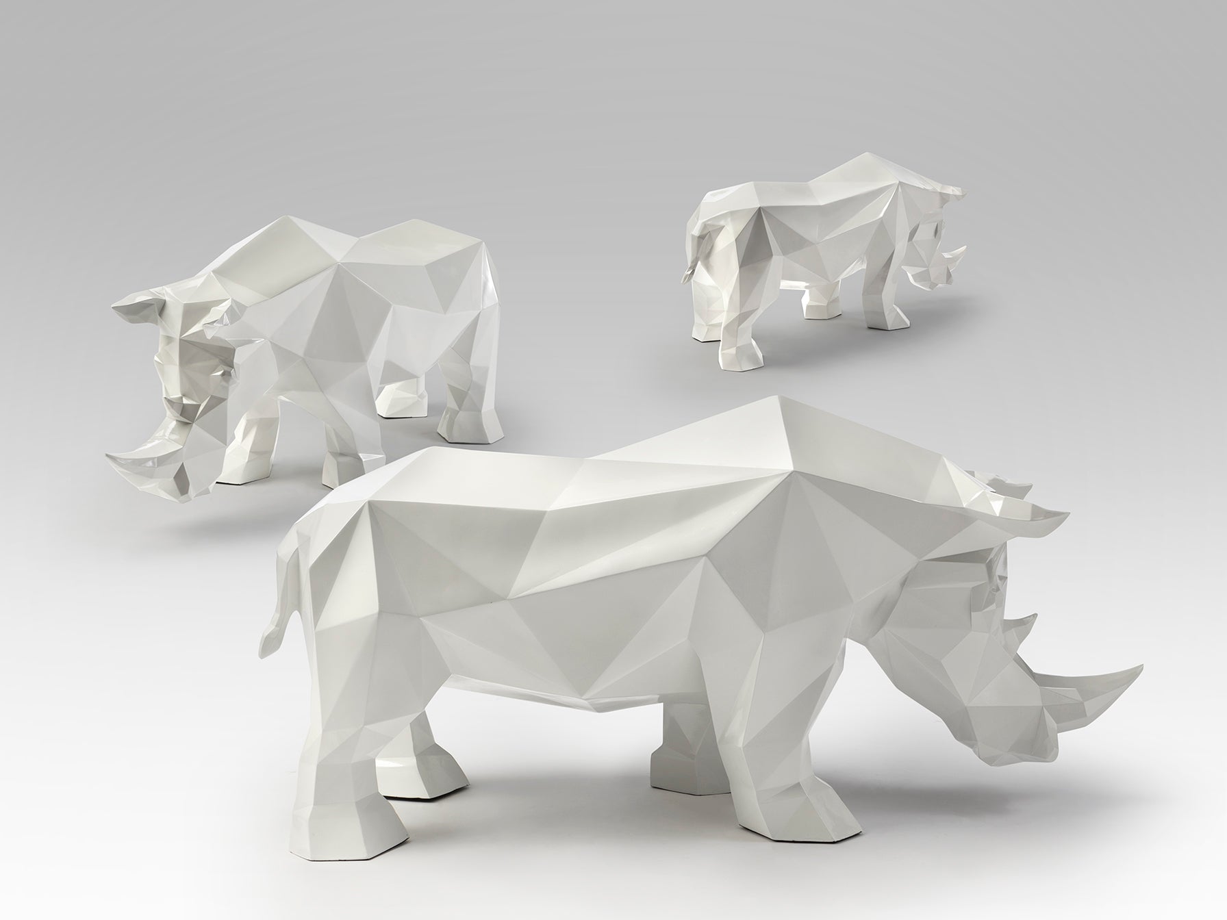Schuller Future Rhino - Figura decorativa de rinoceronte blanco - Ref. 567718 - luzguru.com
