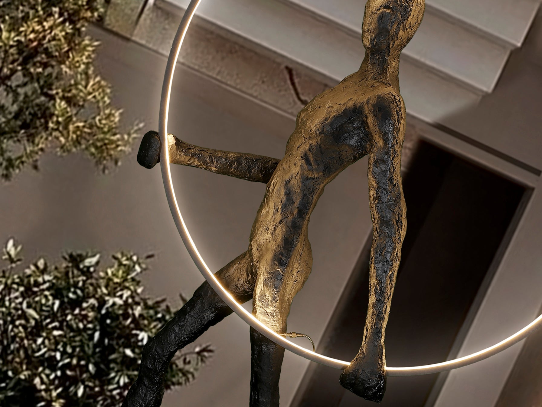 Figura Decorativa Caminante Negra - Schuller - luzguru.com