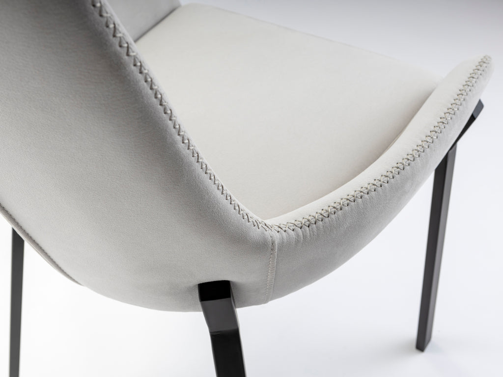 Silla Moderna Negra y Blanca - Schuller Diane | luzguru.com