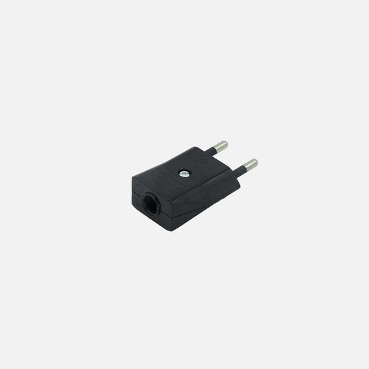 Clavija fabricada en policarbonato color negro para electrodomésticos