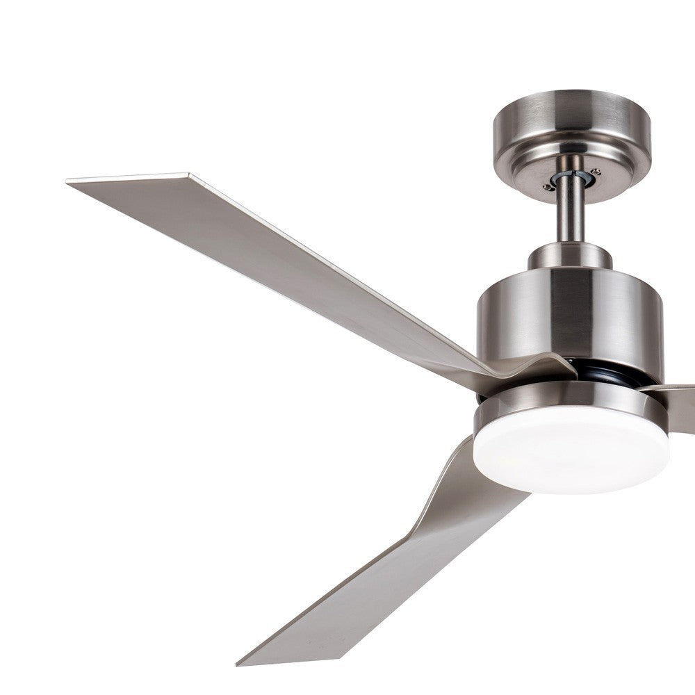 Ventilador de techo Ekos con flujo de aire de 8340 m³/h