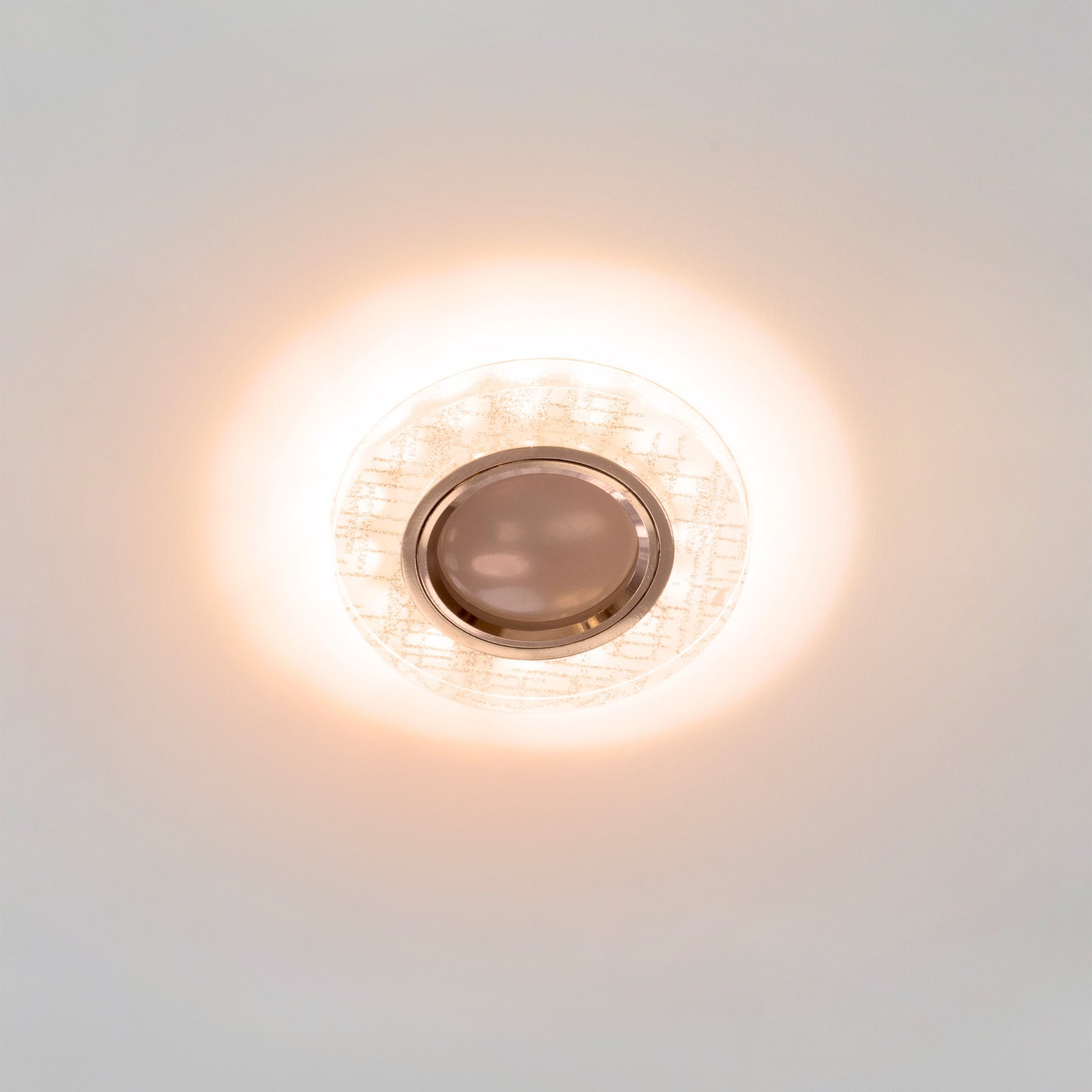 Empotrable LED con tecnología SMD 2835 para luz eficiente