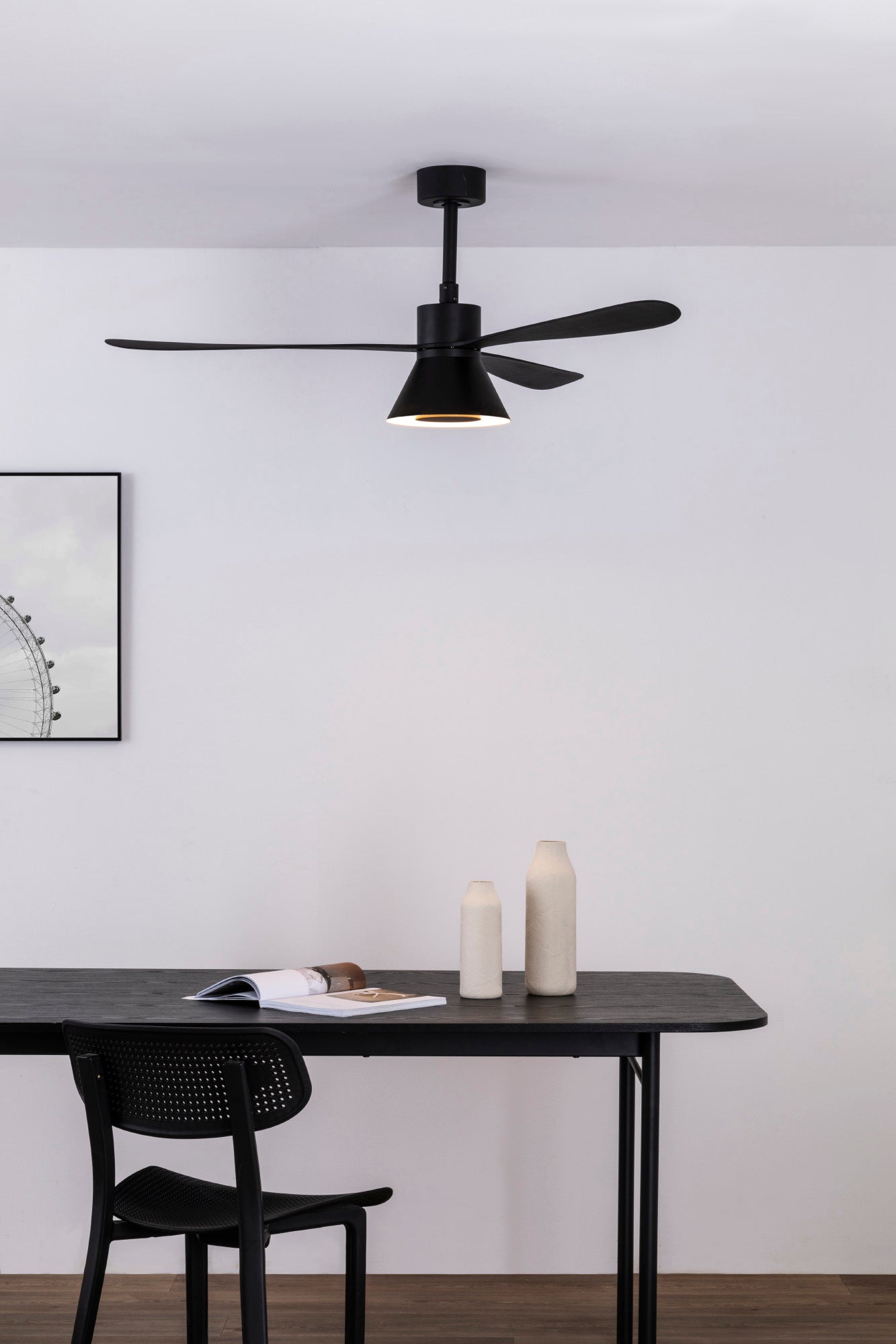 Ventilador de techo LED indirecta FARO Serie 3328 Ref 33761-23 en LUZGURU, diseño moderno y eficiente para iluminación y ventilación