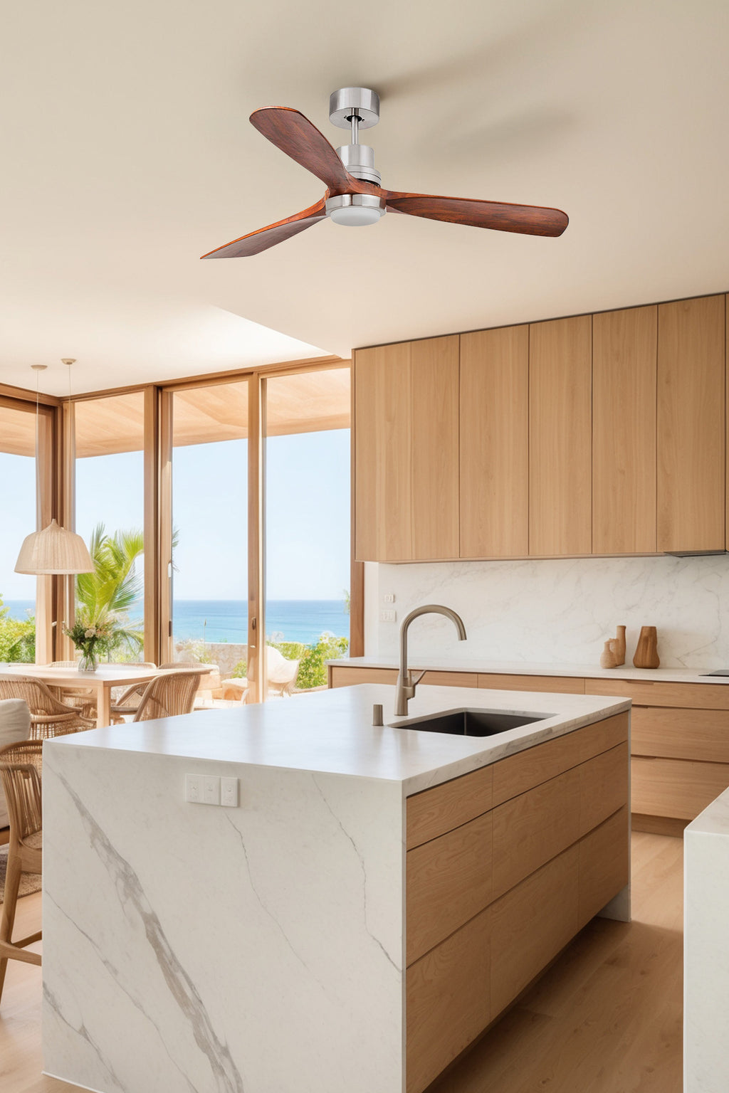 Ventilador de techo LED FARO Lantau diseño moderno en nogal y níquel mate, motor DC silencioso para interiores